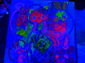 Luminescent chaos of love